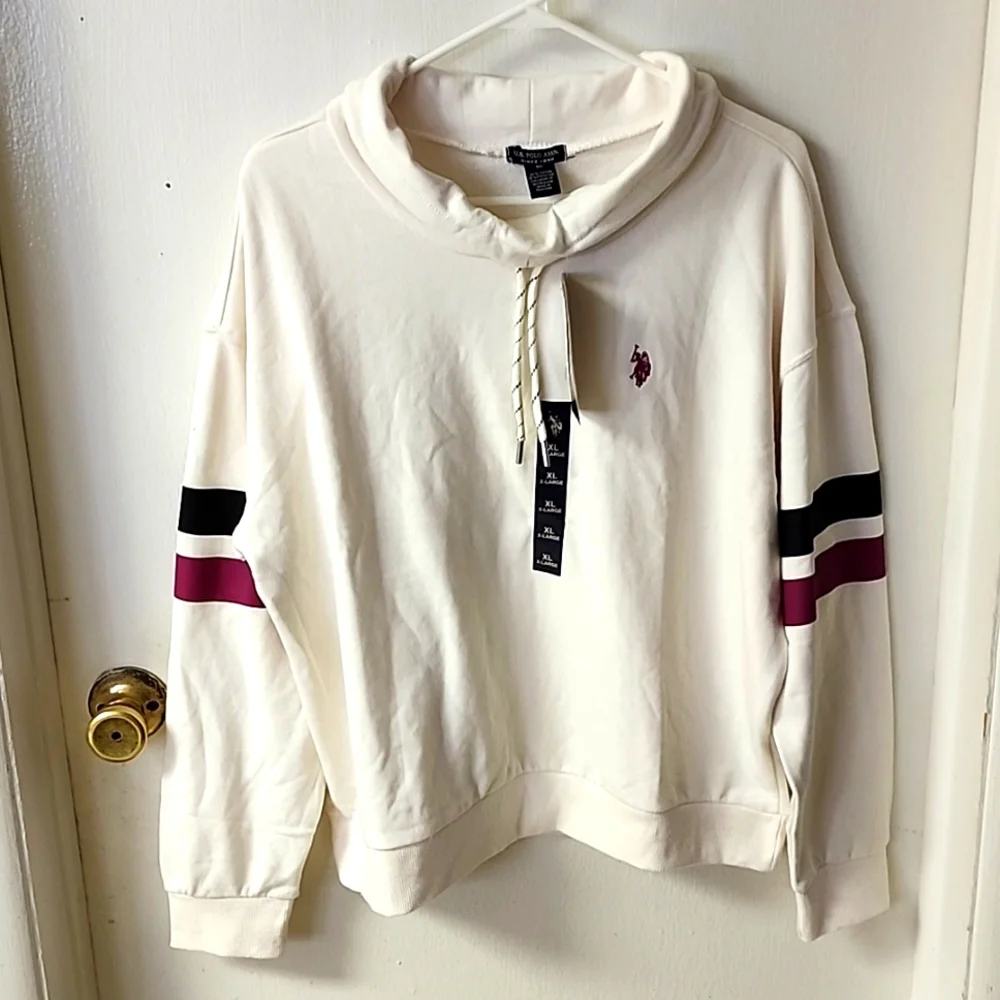 U.S. POLO ASSN. White Sweatshirt Logo - Picture 1 of 4